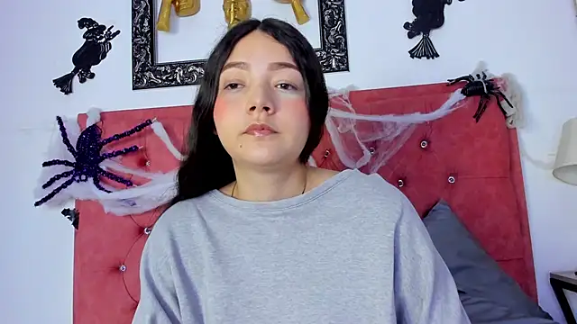 Snapshot of Samantha_Good chatting on 10-20-25, 12:27 Samantha Good online show from 10-20-25, 12:27