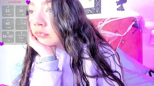 Snapshot of Samantha_Good chatting on 10-22-25, 12:38 Samantha Good online show from 10-22-25, 12:38