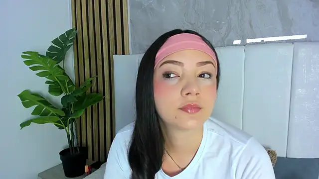 Samantha Good online show from 05-16-26, 11:42