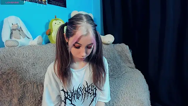  Mindy  online show from 01-08-25, 06:09