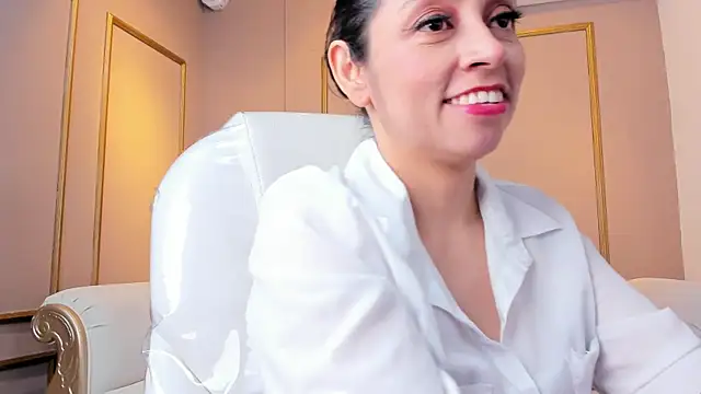 PerlaPreciosa online show from 09-26-25, 03:54