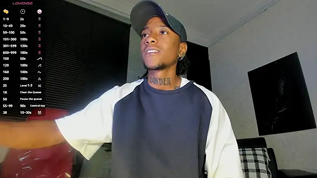 Snapshot of JhonyMiller_ chatting on 02-15-26, 10:28 JhonyMiller online show from 02-15-26, 10:28