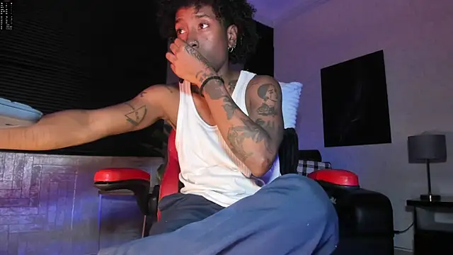 Snapshot of JhonyMiller_ chatting on 02-20-26, 07:58 JhonyMiller online show from 02-20-26, 07:58