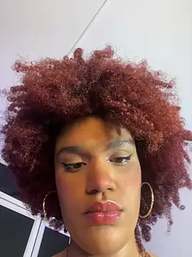Snapshot of loladupont chatting on 07-03-26, 03:24 loladupont online show from 07-03-26, 03:24