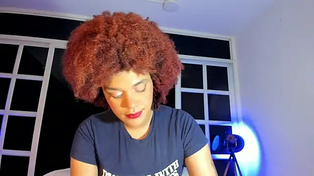 Snapshot of loladupont chatting on 07-19-26, 03:10 loladupont online show from 07-19-26, 03:10