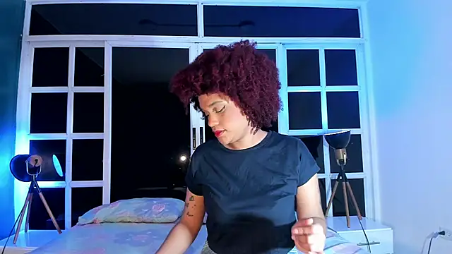 Snapshot of loladupont chatting on 07-29-26, 03:15 loladupont online show from 07-29-26, 03:15