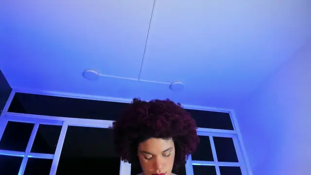Snapshot of loladupont chatting on 08-03-26, 03:05 loladupont online show from 08-03-26, 03:05