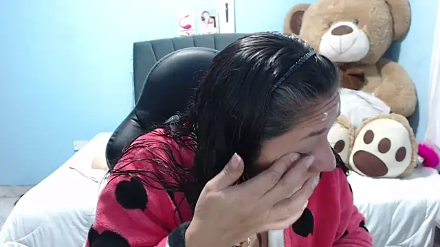 AngelRouss online show from 09-27-25, 10:37