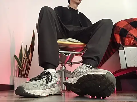 codysmith online show from 10-20-25, 01:11