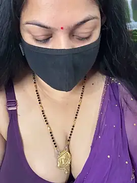 FlatVincy4 online show from 10-19-25, 04:46