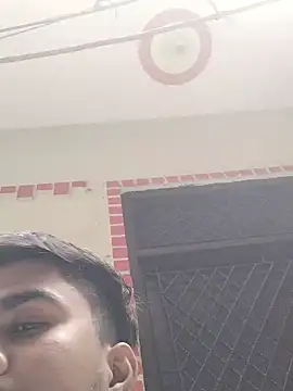 dannyD06969 online show from 12-22-24, 08:16