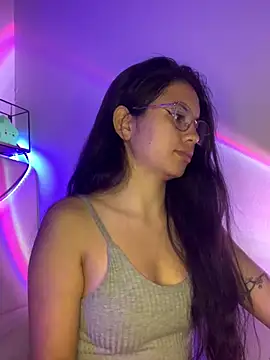 Snapshot of Rosita_forever_ chatting on 01-22-25, 01:21 Rosita forever online show from 01-22-25, 01:21