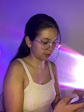 Snapshot of Rosita_forever_ chatting on 01-27-25, 06:20 Rosita forever online show from 01-27-25, 06:20