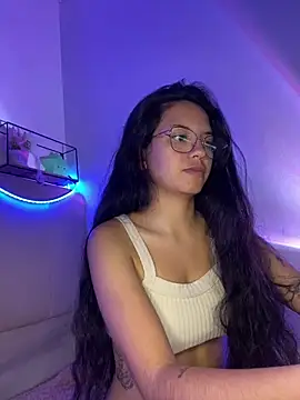 Snapshot of Rosita_forever_ chatting on 02-06-25, 04:14 Rosita forever online show from 02-06-25, 04:14