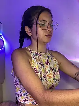 Snapshot of Rosita_forever_ chatting on 02-08-25, 07:16 Rosita forever online show from 02-08-25, 07:16