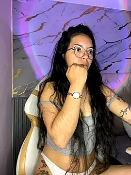 Snapshot of Rosita_forever_ chatting on 09-12-25, 01:28 Rosita forever online show from 09-12-25, 01:28