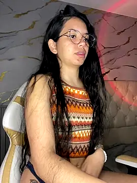 Snapshot of Rosita_forever_ chatting on 09-13-25, 04:45 Rosita forever online show from 09-13-25, 04:45