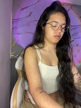 Snapshot of Rosita_forever_ chatting on 09-20-25, 01:34 Rosita forever online show from 09-20-25, 01:34