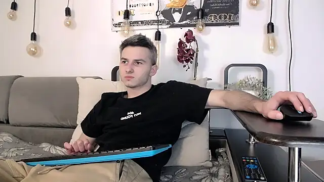 Devin Jay online show from 03-19-25, 07:40