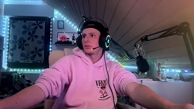 Snapshot of Germanyone chatting on 04-06-26, 01:25 Germanyone online show from 04-06-26, 01:25