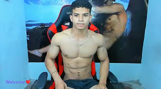 oliver thompsson7 online show from 12-22-24, 06:37