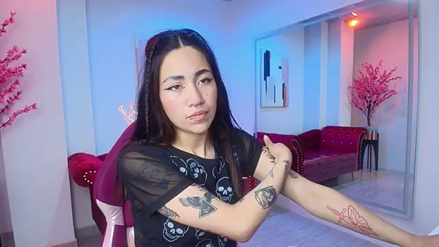 Leia queens online show from 01-07-25, 11:26