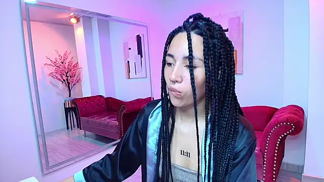 Leia queens online show from 01-10-25, 02:23