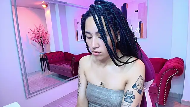 Leia queens online show from 01-10-25, 05:24