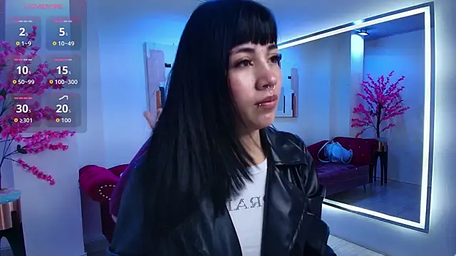 Leia queens online show from 10-06-25, 11:18