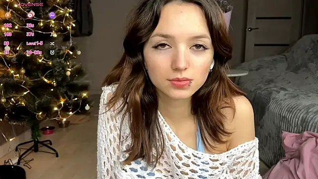 Snapshot of LilianGrindle chatting on 11-07-25, 07:14 LilianGrindle online show from 11-07-25, 07:14