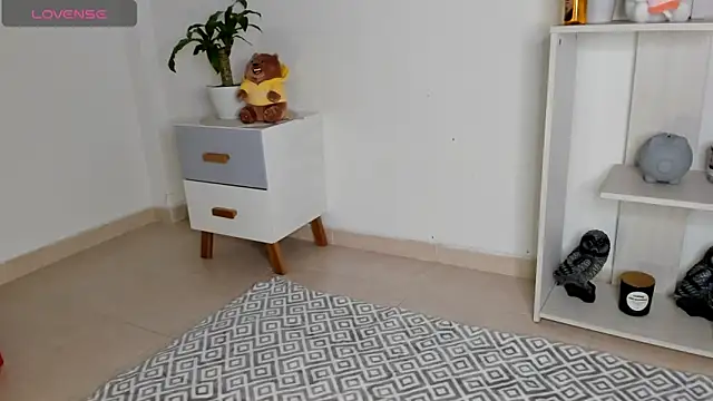 martina roldam online show from 01-10-25, 12:17