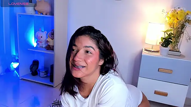 martina roldam online show from 01-28-25, 01:39