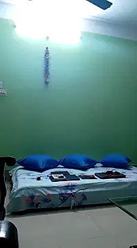 GildanK18 online show from 02-20-25, 04:46