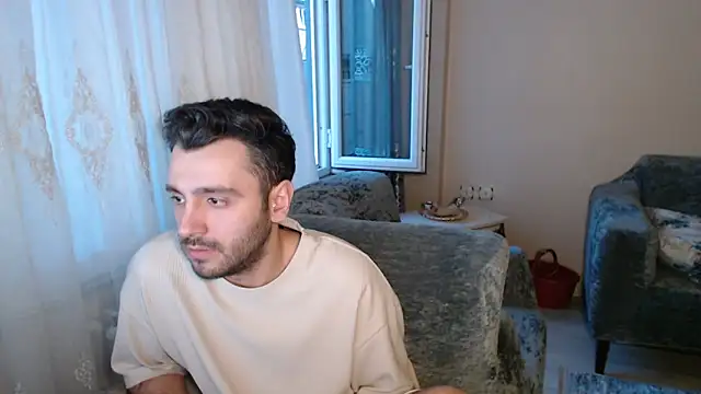 handsomeee04 online show from 05-16-26, 12:07