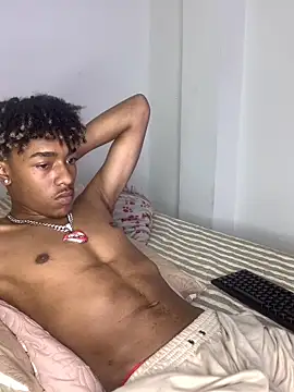 Boy cock18 online show from 01-02-25, 02:33