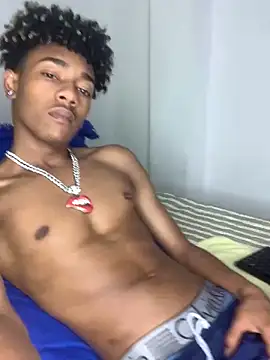 Boy cock18 online show from 01-03-25, 06:22