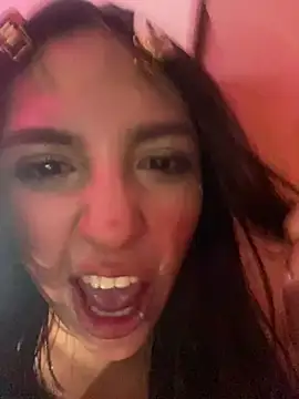 lauuraww online show from 02-24-25, 06:27
