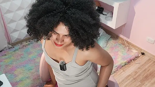 Snapshot of Mara-Bella chatting on 02-27-26, 10:10 Mara-Bella online show from 02-27-26, 10:10