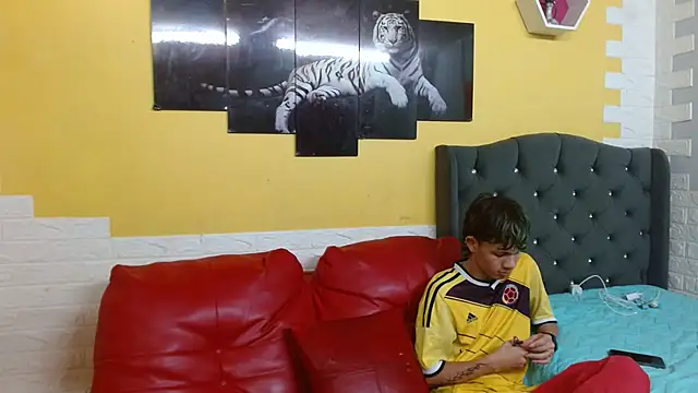 Snapshot of andy_dan18 chatting on 02-26-26, 07:24 andy dan18 online show from 02-26-26, 07:24