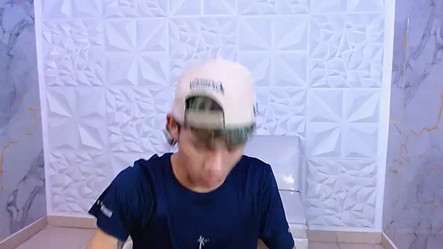 Snapshot of andy_dan18 chatting on 03-20-26, 07:41 andy dan18 online show from 03-20-26, 07:41