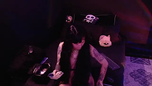 rousstattoo online show from 05-15-26, 03:24