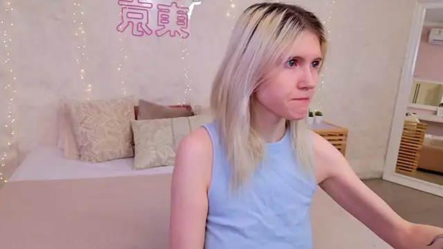 NellieLoyns online show from 05-01-26, 05:17