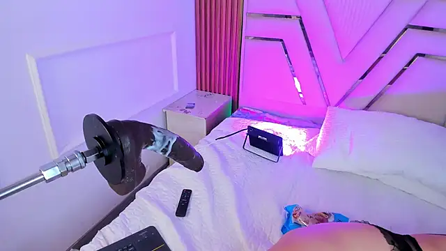 LolaAngellx online show from 10-01-25, 12:49