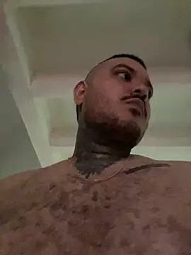 El Titan1998 online show from 03-22-25, 09:10