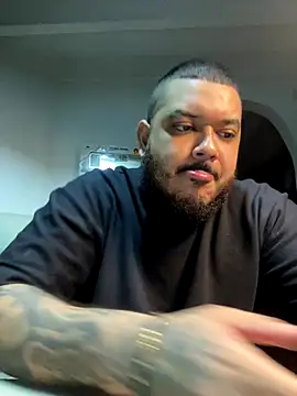 El Titan1998 online show from 10-20-25, 11:49