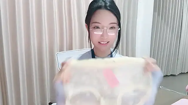 Lucky-kaka999 online show from 03-11-26, 07:25