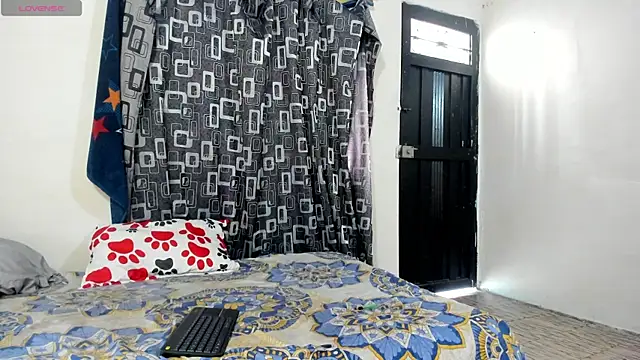 NaughtyBarbie19 online show from 02-18-25, 07:30