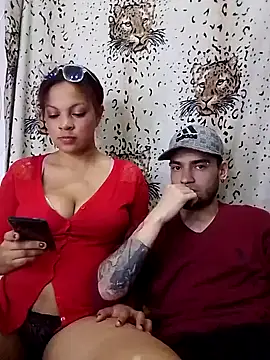 Snapshot of BlakeandRouse chatting on 12-30-24, 02:09 BlakeandRouse online show from 12-30-24, 02:09