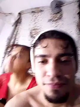 Snapshot of BlakeandRouse chatting on 01-04-25, 08:17 BlakeandRouse online show from 01-04-25, 08:17