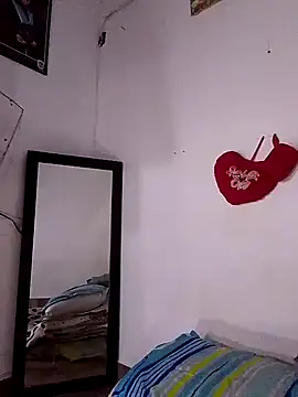 Snapshot of BlakeandRouse chatting on 01-08-25, 08:50 BlakeandRouse online show from 01-08-25, 08:50